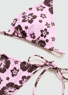 Floral-print bikini top - Woman | MANGO USA Tropical Bathing Suits Bikinis, Pink Triangle Swimwear For Spring, Tropical Bathing Suits, Baithing Suits, Bathing Suits Bikinis, Beach Fit, Beach Fits