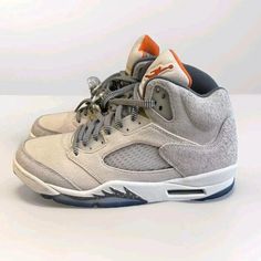 Size 11 - Air Jordan 5 Retro SE Craft Light Orewood Brown Jordan 5 Retro, Craft Lights, Air Jordan 5 Retro, Air Jordan 5, Brown Sneakers, Sneaker Games, Jordan 5, Ivory Color, Jordan Shoes