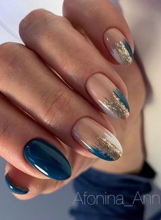 Teal And Gold Nails, Nails April, Acrylic Fall Nails, Teal Nails, April Nails, Fingernail Designs, Fall Gel Nails, Modern Nails, Gold Nail