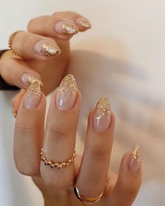 Xmas Nails, Nail Arts, Chrome Nails, Gold Nails