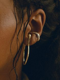 VINEA HOOK Earrings – F A R I S Staple Accessories, Faris Jewelry, Earrings 2024, 2024 Jewelry, Cl Fashion, Body Chains, Dope Jewelry, Jewelry Lookbook, Fancy Jewelry