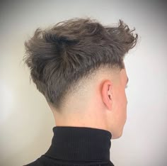 Boys Hairstyles 2024 Trends, Teen Boy Haircuts 2024 Straight Hair, Hair Styles Boys Men, Pixel Haircut, Hair Style Boy, Trending Hairstyles For Men, V Shaped Haircut, Boys Colored Hair, Cut Boy