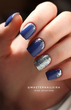 Navy Elegant Nails, Navy Nail Polish Ideas, Navy Nails For Wedding, Winter Nails Blue Silver, Royal Blue Trendy Nails, Blue Silver Nails Ideas, Blue Gel Polish Nail Designs, Dark Gel Polish Nail Designs, Nail Designs Glitter Blue