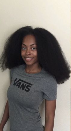 Middle Part Blowout Natural Hair, 4c Hair Growth, Soft Silky Hair, Black Hair Inspiration, Natural Hair Blowout, Goddess Hair, Big Afro, Feed In Braids Hairstyles