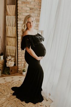 Reversible AVERAGE SIZE (suggested size 4-12) Maternity Crop Top, Maternity Crop Tops, Boho Gown, Smocked Skirt, Boho Maternity, Black Lace Top, Convertible Dress, Black Embroidery, Maternity Skirt