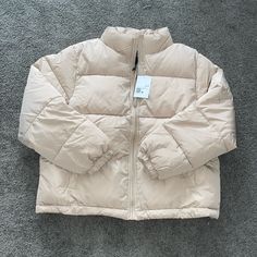 Nwt Forever 21 Puffer Jacket. Size Medium Spring Beige Puffer Jacket For Outdoor, Winter White Puffer Jacket For Spring Outdoor, Trendy Winter White Puffer Jacket For Spring, Trendy Beige Puffer Jacket For Spring, Casual Winter White Puffer Jacket For Spring, Forever 21 Winter Streetwear Outerwear, Casual Forever 21 Winter Outerwear, Forever 21 Casual Winter Outerwear, Casual Winter Outerwear From Forever 21