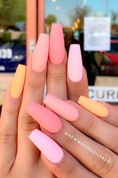 Matte Pink Nails, Fun Summer Nails, Coffin Nails Matte, Nails Colorful, Peach Nails, Special Nails, Nails Yellow, Matte Nails Design, Vibrant Nails