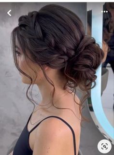 Low Bun Fancy, Low Bun Quince Hairstyles, Bridesmaid Hair Updo Brunette, Chignon Hair Wedding, Curled Up Do, Wedding Guest Hairstyles Bun, Wedding Hairstyles Bun Low, Wisuda Hairstyle, Prom Hair Low Bun