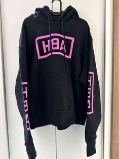 Hood By Air HBA oversized Description HOOD BY AIR BODYSCAN LOGO LS TEE / TRUE BLACK- Brand new, unused, with tags❗️ Size: M Color...black Sleeve length...Long sleeves With pocket... Seasonality...spring, autumn, winter Shipping Expedited Shipping the package will arrive 5-14 days after shipment Import duties, taxes, and charges are not included in the item price or shipping cost. These charges are the buyer's responsibility. Please check with your country's customs office to determine what these Streetwear Long Sleeve Sweater With Double-lined Hood, Oversized Hip Hop Hoodie With Graphic Print, Throwback Streetwear Hoodie With Double-lined Hood, Hip Hop Long Sleeve Sweatshirt With Double-lined Hood, Black Double-lined Hood Hip Hop Sweatshirt, Hood By Air, Korean Couple, Accessories Men, Men's Clothing