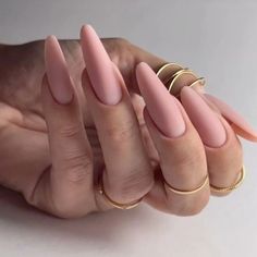 Slim Almond Nails, Nail Ideas September, Nails Fall Almond, Nail Art Designs Fall, Short Nails Fall, Fall Almond Nails Ideas, Fall Short Nails, Fall Color Nails, Nail Color Fall