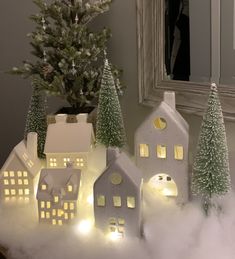 Christmas Village Sets, Christmas Decoration Ideas, White Christmas Decor, Christmas Villages