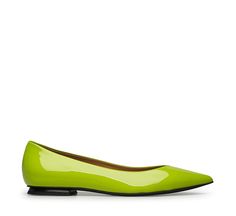 chic patent leather ballet flats with a simple tapering shape. egg-shaped heel and leather sole. colour: lemon material: patent leather Patent Leather Ballet Flats, Leather Ballet Flats, Working Together, Ballet Flat, Luxury Retail, Ballet Flats, Patent Leather, Shoes Flats, Egg