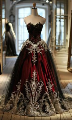 Medieval Masquerade, Victorian Prom Dress, Victorian Prom, Fantasy Gowns, Pretty Prom Dresses, Fairytale Dress, Gothic Dress, Fantasy Dress