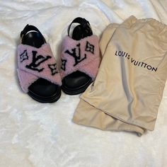 Brand New Louis Vuitton Sandals Luxury Pink Round Toe Sandals, Luxury Pink Sandals With Round Toe, Luxury Pink Flat Sandals, Designer Pink Open Toe Sandals, Louis Vuitton Flats, Shoes Louis Vuitton, Imvu Outfits, Imvu Outfits Ideas Cute, Denim Sandals