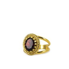 Carefully handmade in our workshop in Italy, this ring from our 'Luccichio' collection is crafted from 18-karat Gold Over Sterling Silver. It's handset with a genuine garnet cabochon. Style it to add a classy details to whether your daytime tailoring or evening outfits. Garnet helps us feel grounded and connected to the present moment. If you're lacking in energy, it could be energy blockages within the body keeping you from your natural state of joy and vitality. Presented in a Vintouch Italy s Blue Topaz Bracelet, Garnet And Gold, The Present Moment, Present Moment, Italian Jewelry, Cameo Ring, Garnet Ring, Evening Outfits, Shell Earrings