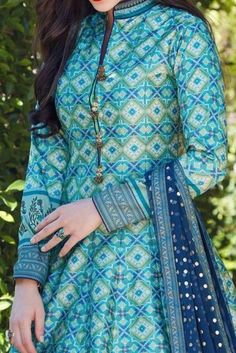 Kurtis For Wedding, Silk Kurti Designs, Indian Kurti Designs, New Kurti Designs, Simple Kurta Designs, Designer Kurti Patterns, Simple Kurti Designs, Kurti Designs Latest, Long Kurti Designs