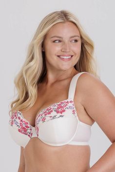 Dream lace bra Padded Lace Underwire Bra, Feminine Padded Underwire Bra, Feminine Push-up Bra With Removable Cups, Feminine Underwire Bra Partially Lined, White Underwire Nursing Bra With Removable Cups, White Push-up Nursing Bra With Removable Cups, White Nursing Bra With Removable Cups And Underwire, White Bra With Removable Pads And Sweetheart Neckline, Feminine Partially Lined Underwire Bra