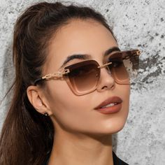 New Fashion Oversize Gradient Sunglasses Women Vintage Alloy Chain Frame Rimless Square Sun Glasses Sunglasses Women Vintage, Skull Lover, Summer Street, Gradient Sunglasses, Vintage Eyewear, Eyewear Accessories, Vintage Summer, Mens Glasses, Colored Sunglasses