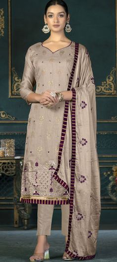 Beige and Brown color Salwar Kameez in Chanderi Silk fabric with Embroidered, Printed, Thread work Party Wear Salwar Kameez, Party Wear Salwar, Violet Color, Wear Green, Thread Work, Brown Fashion, Green Fashion, Salwar Kameez, Wearing Black