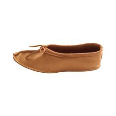 Feel like you are walking barefoot with the best ladies ballerina moccasins Canadian handmade by Native American co. Bastien Industries for discount sale price Ballet Style, Ballerina Style, Moccasin Slippers, Walking Barefoot, Ballet Fashion, Moccasins Slippers, Leather Moccasins, Ballet Slippers, Discount Sale