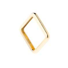 Take a break from circular rings with our sleek square shaped ring. Made with 18k heavy gold plating, it is tarnish free and hypoallergenic. Wear it alone or stacked with more pieces. Open Flower, Square Ring, Square Rings, Chic Jewelry, Pop Up Shop, Beaded Flowers, Gold Plating, Gold Plate, Wear It