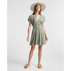 You finally found the perfect everyday summer dress. This soft, breezy, A-line dress buttons up the front, ties at the waist, and even has a hidden clasp (you know, for those days that require a little modesty).  | Quince | Women's Vintage Wash Tencel Button Front Dress in Olive, Size XS Quince Green, Dresses Quince, Silk Tee, Cute Casual Dresses, Dress Buttons, Petite Dress, Button Front Dress, Dress 2024, Super Cute Dresses