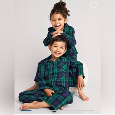 Just In Time For The Holidays, Get Your Whole Fam Together For A Jam Session With Matching Jingle Jammies - Set Includes Plaid Pajama Shirt And Matching Pajama Pants. - Notched Collar. - Long Sleeves. - Full-Length Buttoned Placket. - Patch Pocket At Chest. - Pants Have Elasticized Pull-On Waist. - Soft-Washed Twill Has A Flannel-Like Look And Feel. Pajama Shirt Has Relaxed Fit Through Body And Hits Below Waist. - Pajama Pants Sit At Waist With Straight Leg - Polyester 100% - Machine Wash Cold, Matching Pajama Pants, Old Navy Pajamas, Old Navy Toddler Girl, Family Pjs, Matching Pajama, Unisex Pajamas, Jam Session, Plaid Pajama, Old Navy Kids