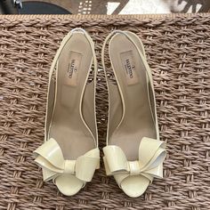 Gently Used Patent Leather Back Elastic Band Please Check Pictures For Wear Valentino Garavani Shoes, Open Toe High Heels, Valentino Garavani, Elastic Band, Shoes Women Heels, Patent Leather, Open Toe, Shoes Heels, High Heels