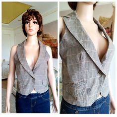 "Victorian Corset Tweed Vest plaid Vest womens Vest Vintage Double Breasted Vest Edwardian Vest Victorian Vest waistcoats Retro Vest fitted Vest M 100%-cotton Please refer to photos for details of condition. Condition: very good vintage Measurements: Length: 50 cm/ 19.7\" Bust: 90 cm/ 35.4\" Waist: 81 cm/31.9\" Tag Size: 36 note The color on the pictures may vary due to monitor settings and light reflections. Ready to ship Please do not hesitate to contact with me for any questions. Thank you fo Fitted Plaid Vest For Winter, Fitted Vest With Lapel Collar For Fall, Victorian Vest, Retro Vest, Edwardian Blouse, Fitted Vest, Double Breasted Vest, Victorian Corset, Vintage Floral Top