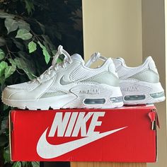 Brand New Nike Women’s Air Max Excee Shoes / White Pure Platinum Color / Size 6.5 Air Max Excee Outfits, Nike Air Max Excee Outfits, Nike Air Max Excee Women, Air Max Excee, Nike Air Max Excee, Air Max Women, New Nike Air, Shoes White, Fit Inspo