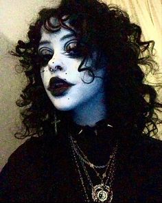 Goth Clown Outfit, Trad Goth Hair, Colorful Goth, Black Goth Girl, Goth Stuff, Goth Subculture, Alt Makeup, Trad Goth, Swag Makeup