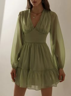 F00139173-104 Gaun Fashion, Dress Tight, Chiffon Mini Dress, Grad Dresses, Daily Dress, Mode Vintage, Doc Martens, Mode Inspiration, Looks Vintage