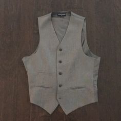 Nwot Vest. Adjustable Back. Matching Sport Coat Is Also Listed. Casual Business Vest Outerwear, Casual Gray Vest For Work, Classic Gray Vest For Work, Casual Fitted Blazer With Vest, Fitted Gray Outerwear With Pockets, Classic Gray Formal Vest, Fitted Gray Vest For Workwear, Classic Tailored Gray Vest, Fitted Gray Vest With Pockets