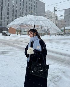 Japan Winter Aesthetic Outfit, Japan In Winter Aesthetic, Hokkaido Winter Outfit, Korea Winter Aesthetic, Hokkaido Outfit, Hokkaido Aesthetic, Winter Outfit Japan, Japan Ootd Winter, London Outfit Winter