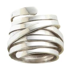 Silver Tone Twist Style Ring. Layered Look Wrap Ring. A Trendy Cool Look! Nwot! Size 5 Silver Wire Rings, Silver Jewelry Diy, Silver Jewellery Indian, Twist Style, Wrap Ring, Diamond Engagement Ring Set, Wire Rings, Silver Jewelry Pendant, Ring Color