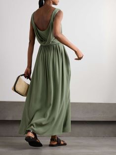 Summer Style Guide, Flat Dress Shoes, Floral Dresses Short, Dress Flats, Swimsuit Dress, Maxi Dress Green, Loro Piana, Gorgeous Fabrics, Silk Crepe