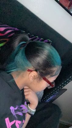 Green Dyed Hair Black Women, Dyed Hair In The Back, Dye Hair With Koolaid, Skunk Stripe Hair Blue, Dye My Hair With Me, Teal Dyed Hair, Two Different Colored Hair, Blue Peak A Boo, Blue Skunk Hair