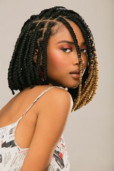 These Bob Braids Will Give You Life, a Must Try Style Idea Short Box Braids Hairstyles, Bob Braids, Long Box Braids, Box Braids Hairstyles For Black Women, Short Braids, Box Braids Styling, Braids For Black Women