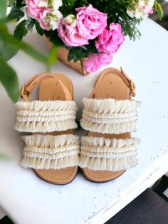 "Adorable Boho-Chic Macrame Sandals for Your Little Fashionista-Daughter Summer style set-Handcrafted-MacrameSandals-GiftForHer-FamilyFashion. Elevate your daughter's style with our enchanting Boho-Chic Macrame Sandals, specially designed to make her shine like the star she is! Handcrafted with love and attention to detail, these sandals are the perfect combination of style, comfort, and durability. 🌺 Stylish Design: Our macrame sandals boast a unique and intricate design that captures the esse Boho Mode, Family Outing, Boho Chic Fashion, Casual Jeans, Cotton Yarn, Bohemian Style, Fashion Set, Her Style, Ideal Gift