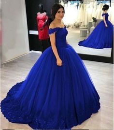 Quinceañeras Dresses, Royal Blue Ball Gown, Winter Formal Dress, Burgundy Wedding Dress, Princess Prom Dress, Gown Graduation, Quinceanera Pictures, Dress Sweet 16, Quinceanera Crown