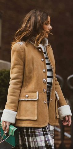 Olivia Palermo Winter, Olivia Palermo Hair, Olivia Palermo Outfit, Mantel Outfit, Celebrity Style Guide