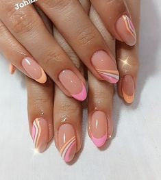 Holiday Biab Nails Summer, Summer Holiday Nails, Elegant Touch Nails, May Nails, Fancy Nails Designs, Striped Nails