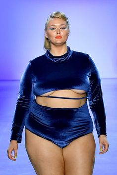 Ever Notice How Even Plus-Size Models Have the Same Body Type? Pantyhose Skirt, Model Interview, Hunter Mcgrady, Cheeky One Piece Swimsuit, Business Research, Plus Size Swimsuit, Ferrari F12, Comic Cover, Plus Size Swim