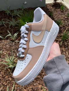 Nike Shoes With Price, Nice Shoes For School, Nike Fashion Shoes, Preppy Shoes, Custom Air Force 1, Cute Sneakers