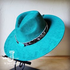 If you’re looking for the perfect accessory to complement your favorite boho style, look no further. The Boho-Style Western Felt Hat w/ Hair-on-Hide Leather Hat Band by The Jewelry Junkie is absolutely everything that you need. Not only is it easy to incorporate into any and all outfits, but the genuine leather of the band immediately elevates whatever it is you’re wearing. Match your one-of-a-kind hat with any one of the matching accessories that we have for a completely gorgeous look. One Size Green Bohemian Hat Bands For Summer, Bohemian Green Hat Bands For Summer, Bohemian Green Summer Hat Bands, Bohemian Green Hat Bands For The Beach, Bohemian Green Hat Bands For Beach, Adjustable Turquoise Hat For Vacation, Adjustable Green Bohemian Felt Hat, Bohemian Green Hat Bands For Country Events, Bohemian Green Hat Band For Country Events