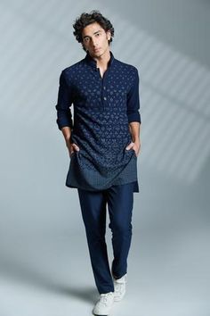 Mens Short Kurta Designs, Simple Kurta For Men, Kurta Pyjama For Men Wedding, Men’s Kurta Design, Kurta Pajama Men Design, Kurta Outfits For Men, Kurta Mens Design, Men’s Kurta, Navy Blue Kurta For Men