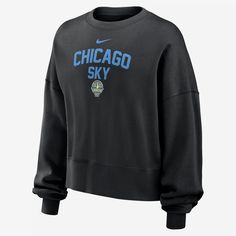 Made with our soft Phoenix Fleece, this Chicago Sky sweatshirt helps keep you warm and comfortable all season long. Our midweight brushed fleece feels extra soft on the inside and smooth on the outside, helping you stay cozy while keeping its structured shape. Las Vegas Aces, Wnba, Stay Cozy, Women's Nike, Phoenix, Seattle, Nike Women, Las Vegas, Crew Neck Sweatshirt