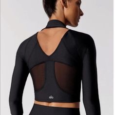 Alo Yoga Black Archer Cropped Long Sleeve Mock Turtleneck Top. New With Tags Small Alo Yoga Long Sleeve Workout Tops, Black Alo Yoga Athleisure Top, Alo Yoga Tops For Fall Layering, Alo Yoga Black Sporty Tops, Alo Yoga Fall Layering Tops, Sporty Black Alo Yoga Tops, Fall Layering Tops By Alo Yoga, Alo Yoga Fitted Long Sleeve Activewear, Alo Yoga Cropped Workout Tops