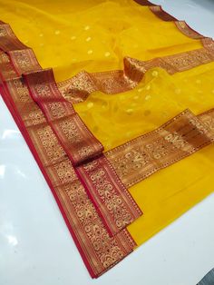 Buy Saffron Organza Chanderi Katan Silk Saree SA-417 Online in India #chanderisilksarees #chandericottonsarees #chanderisaree #sareechanderi #chanderipattusilk #wedding #handloom #organza Banarsi Saree, Wedding Saree Blouse, Wedding Saree Blouse Designs, Modern Saree, Saree Designs Party Wear, Saree Design, Pure Silk Saree