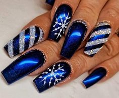 Royal Blue Fall Nails, Blue New Years Nail Designs, New Year Blue Nails, Blue Christmas Nails Designs, Winter Blue Chrome Nails, Christmas Chrome Nails Designs, Chrome Winter Nails Designs, Christmas Colored Nails, Snowman Nail Design